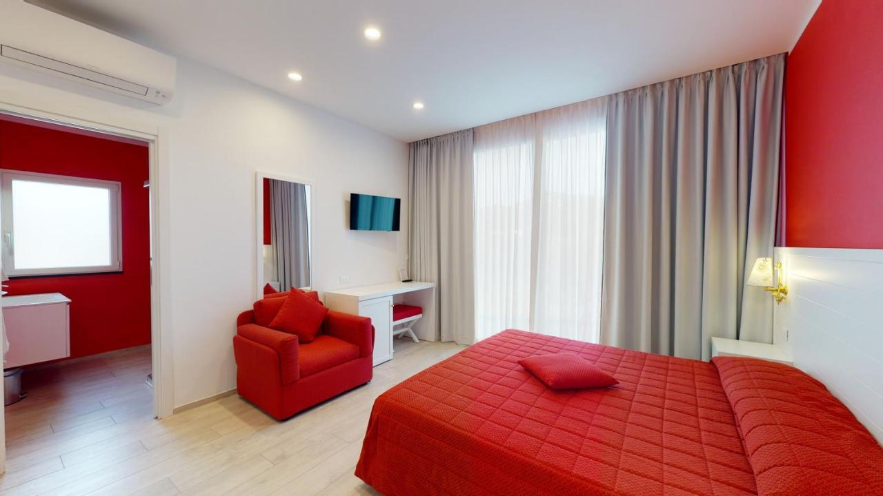 Hotel Zunino Споторно Екстериор снимка