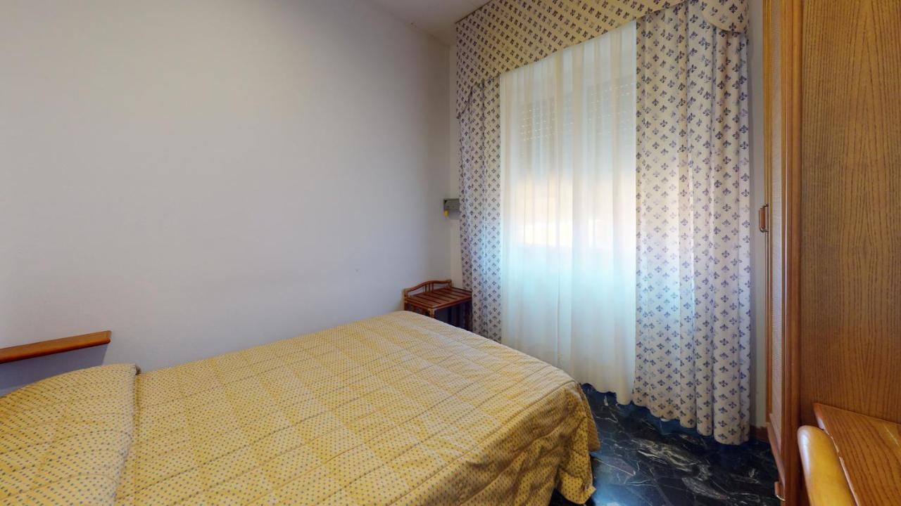 Hotel Zunino Споторно Екстериор снимка